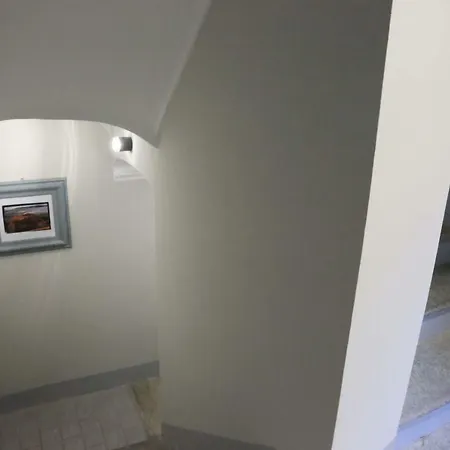 Trifulhouse Alba (Piedmont)