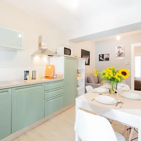 Trifulhouse * Alba (Piedmont)