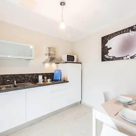Trifulhouse Apartment *